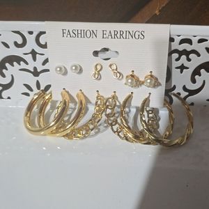 Fashionable earrings